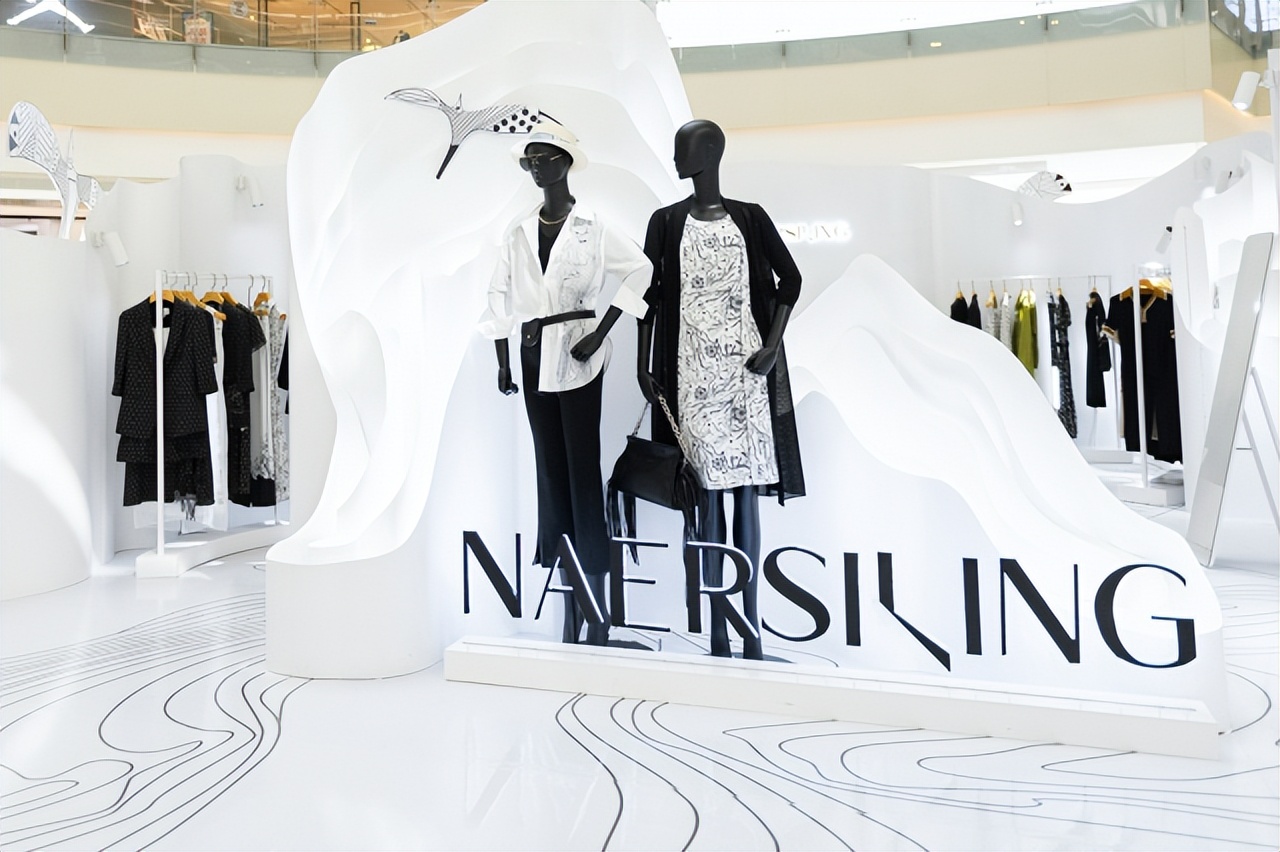 NAERSILING成都快闪之旅，一同探寻你的自由LING感