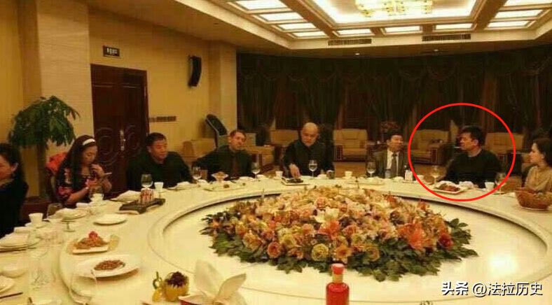 64岁毕福剑近况曝光，因管不住嘴遭封杀，现成网红“工具人”？