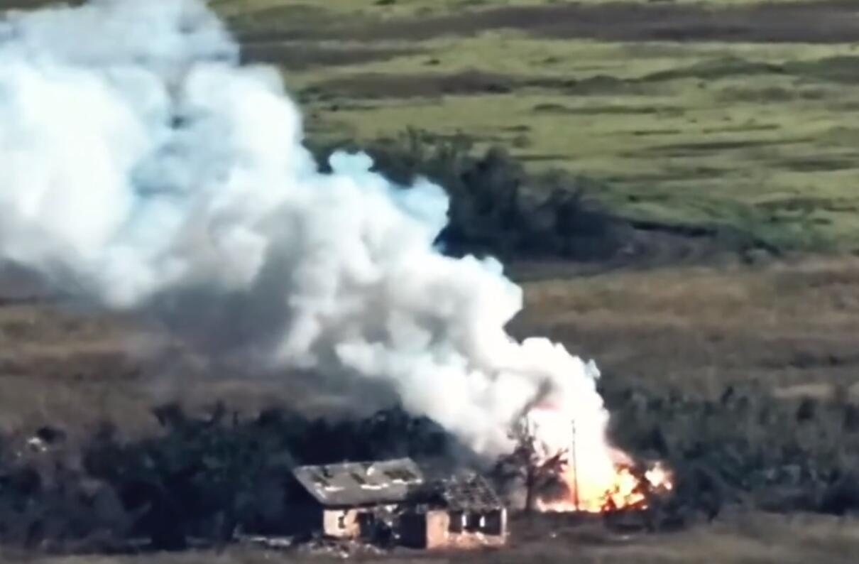 乌军北约部队遭伏击,乌军10个旅围攻顿涅茨克