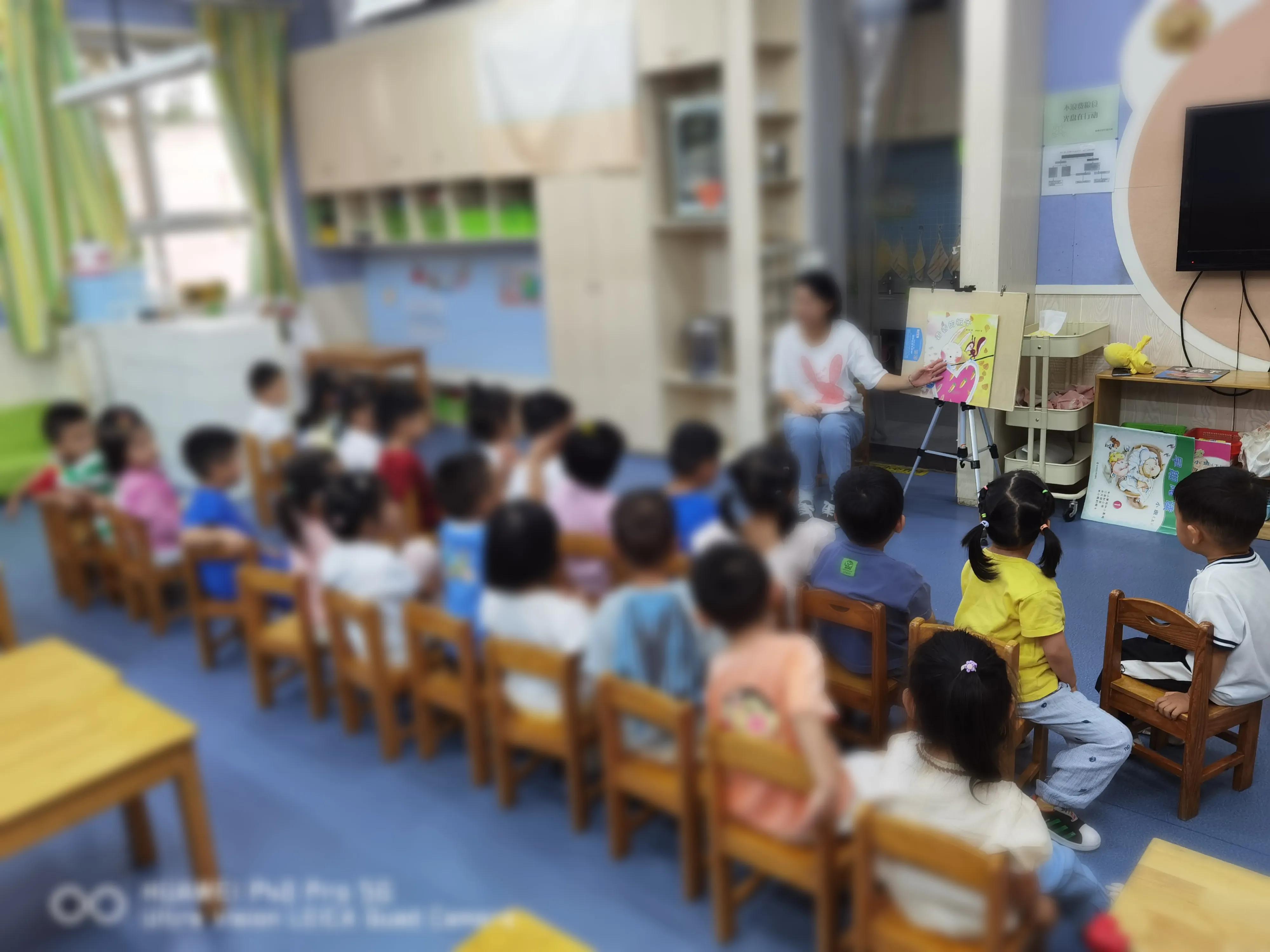 顺顺宝宝上幼儿园的第二个半天就流鼻涕咳嗽，但很快好起来2022.9