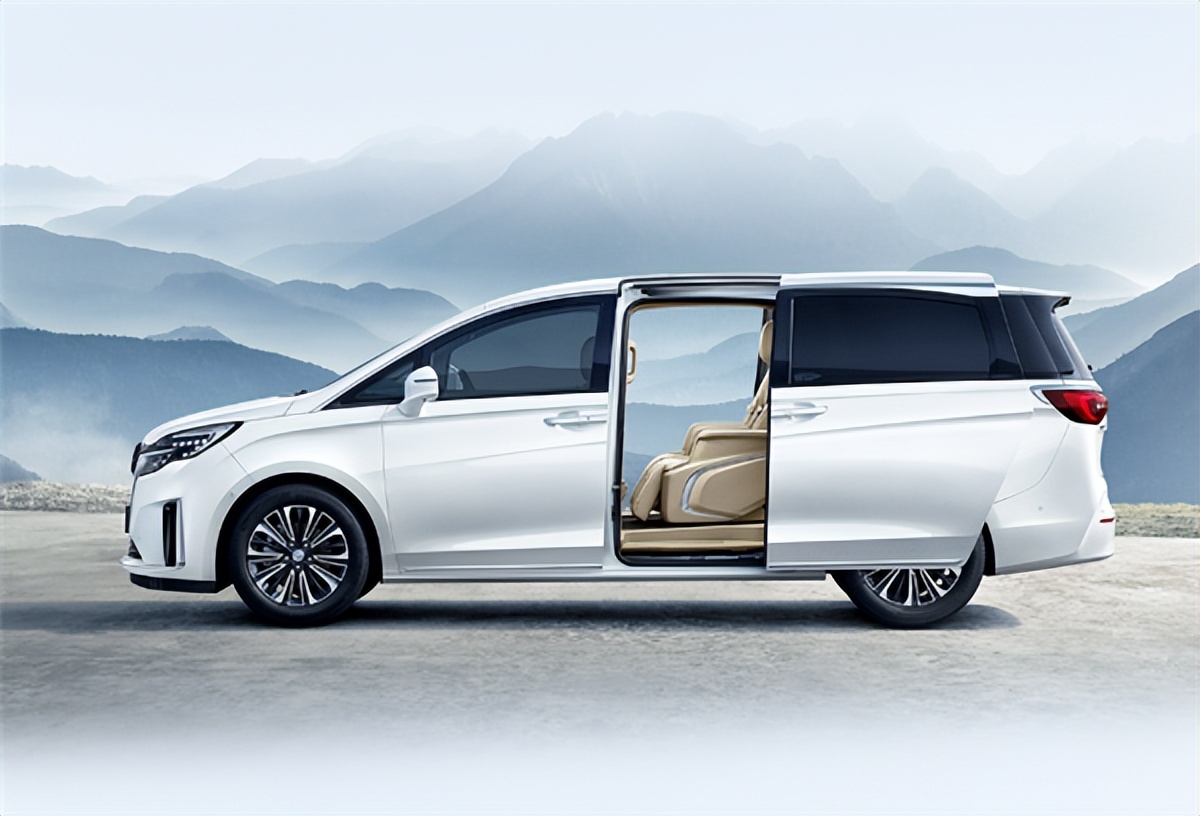 别克gl8最新报价介绍,别克gl8新款2023款底价