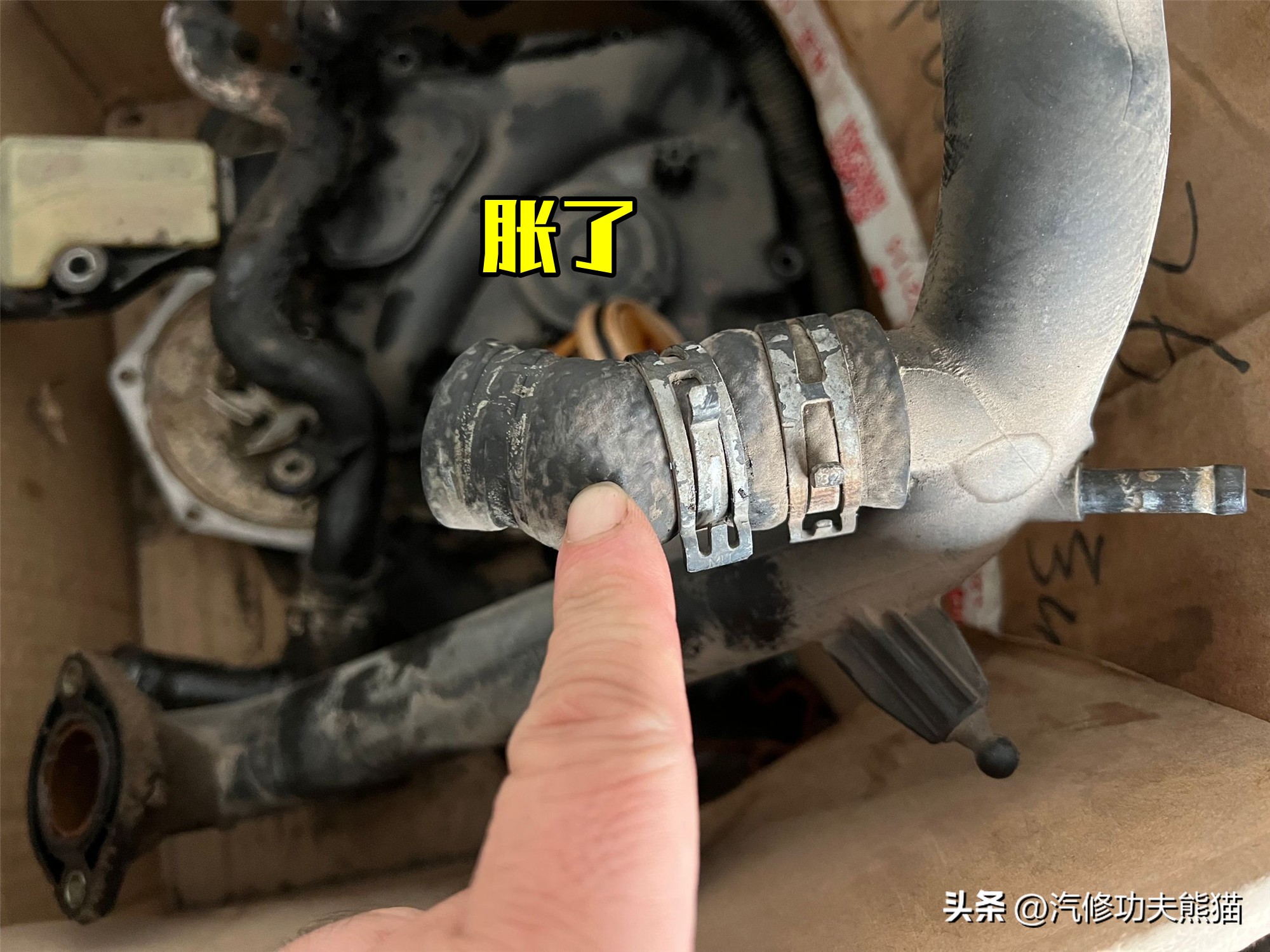 翻新60年前的奥迪,老车翻新奥迪a6发动机