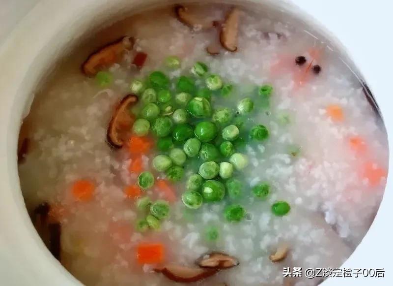 干贝鲜虾海鲜粥汤鲜味美营养丰富,潮汕鲜虾干贝海鲜粥做法原料