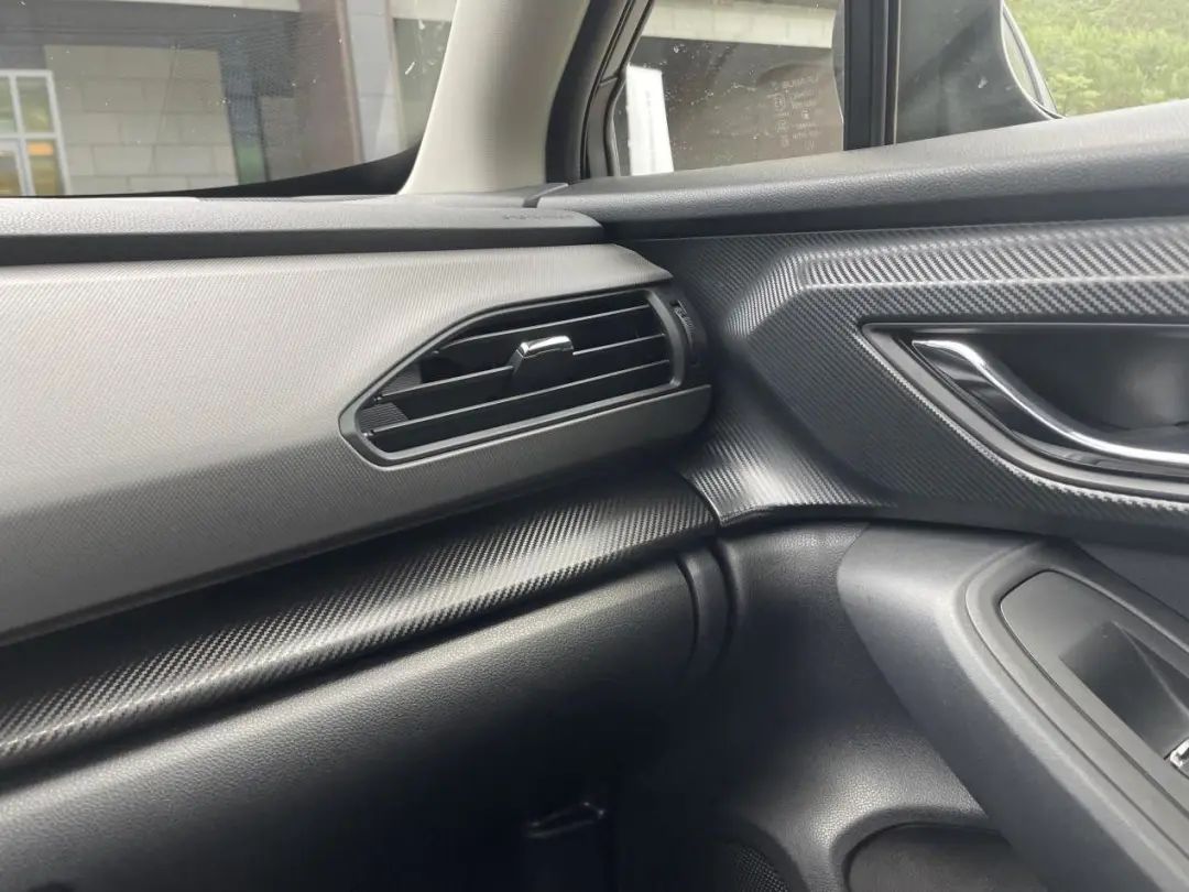 斯巴鲁crosstrek旭豹24款,斯巴鲁crosstrek旭豹对比森林人