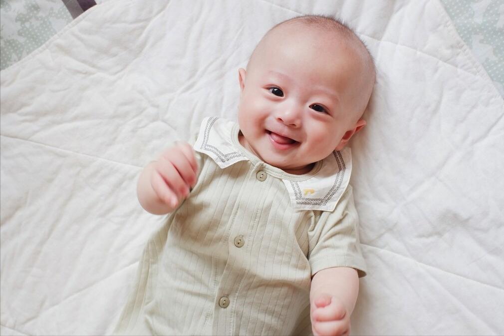 3个月的宝宝早教训练及方法,3个月宝宝如何早教视频教程