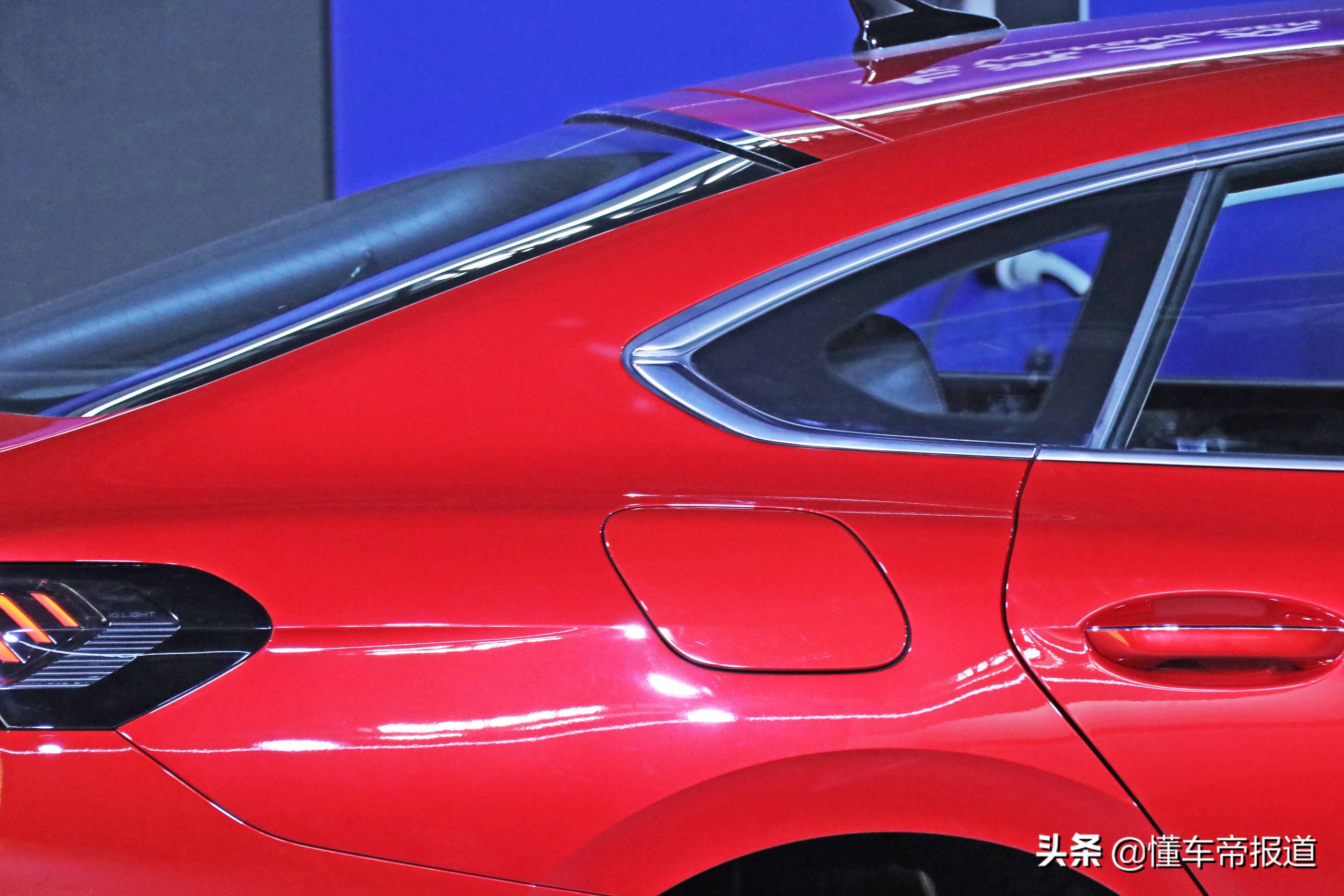 大众cc新款曝光,cc凌渡掀背式