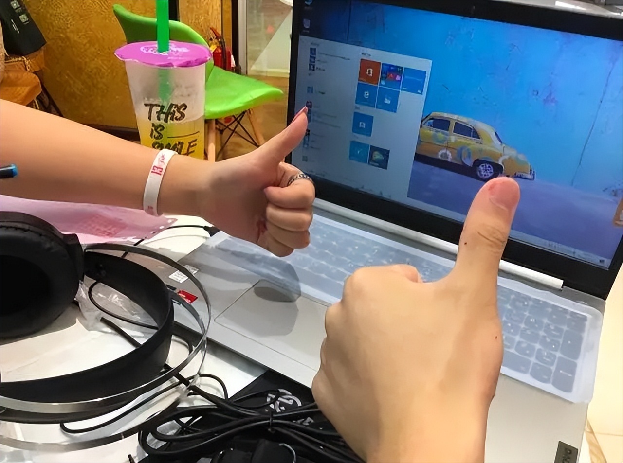 小白用笔记本买苹果还是微软,买笔记本需要了解的常识