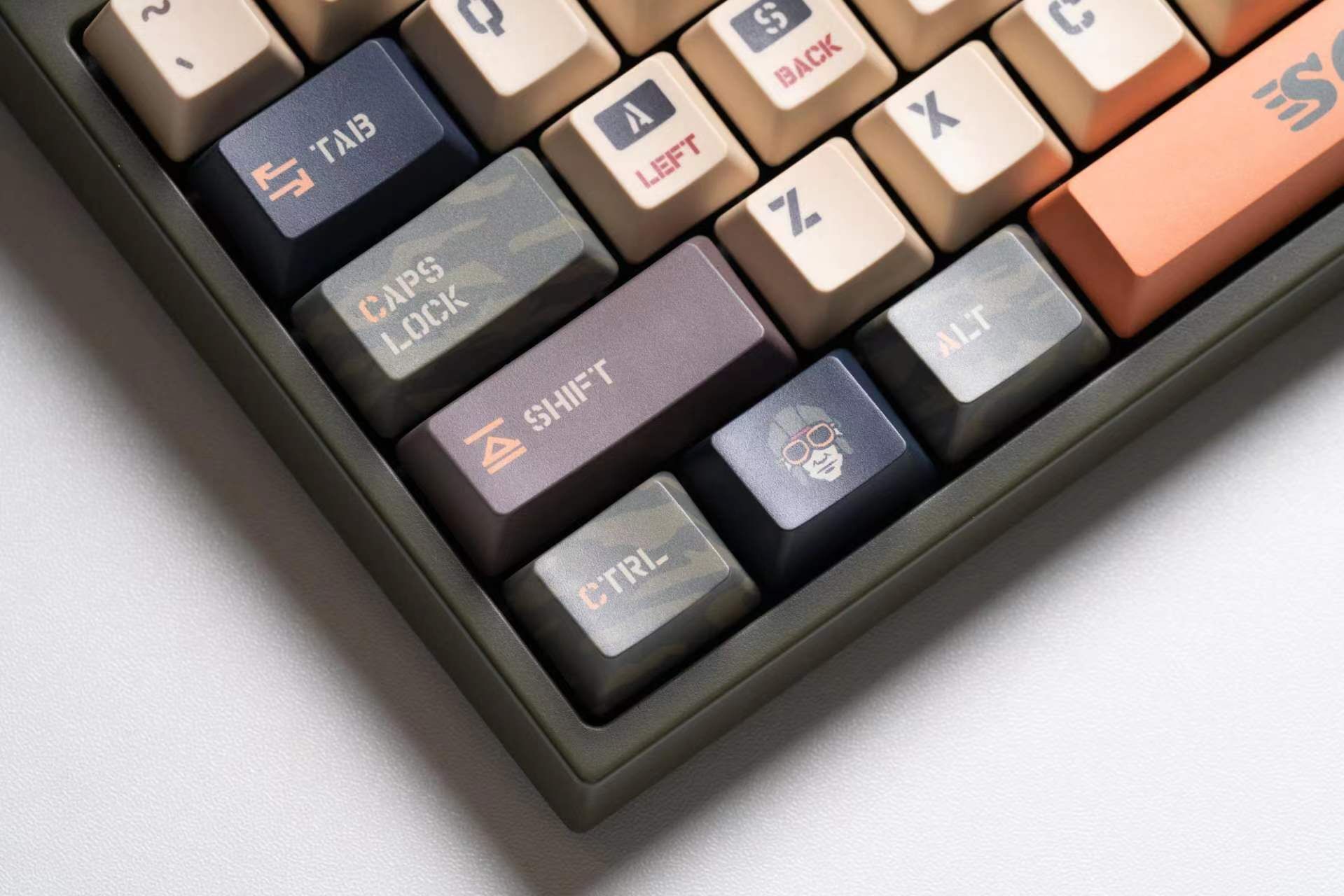 阿米洛哪款机械键盘最值得买,阿米洛所有轴都有的键盘