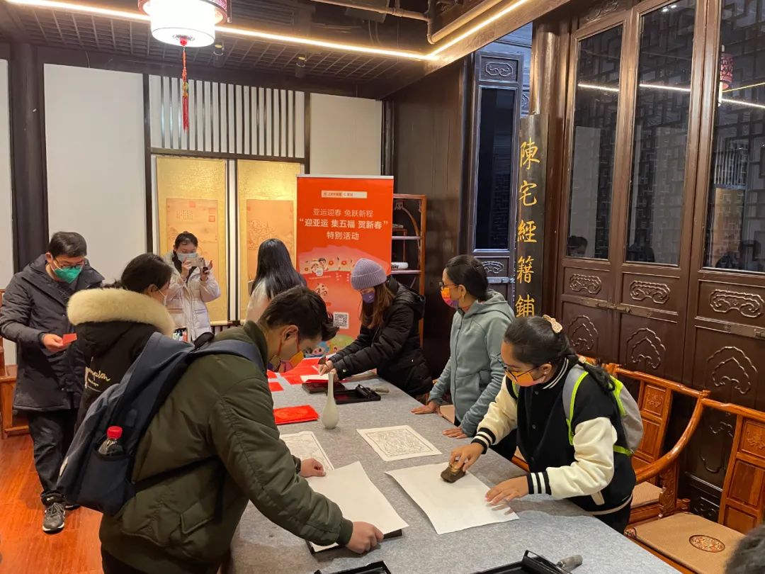 亚运遇上非遗！黏土捏出来的宸宸太萌了