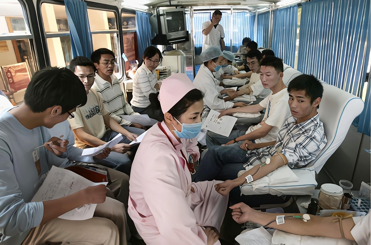 20天10万，吃住全包！50万医药“小白鼠”背后，是一群玩命的人