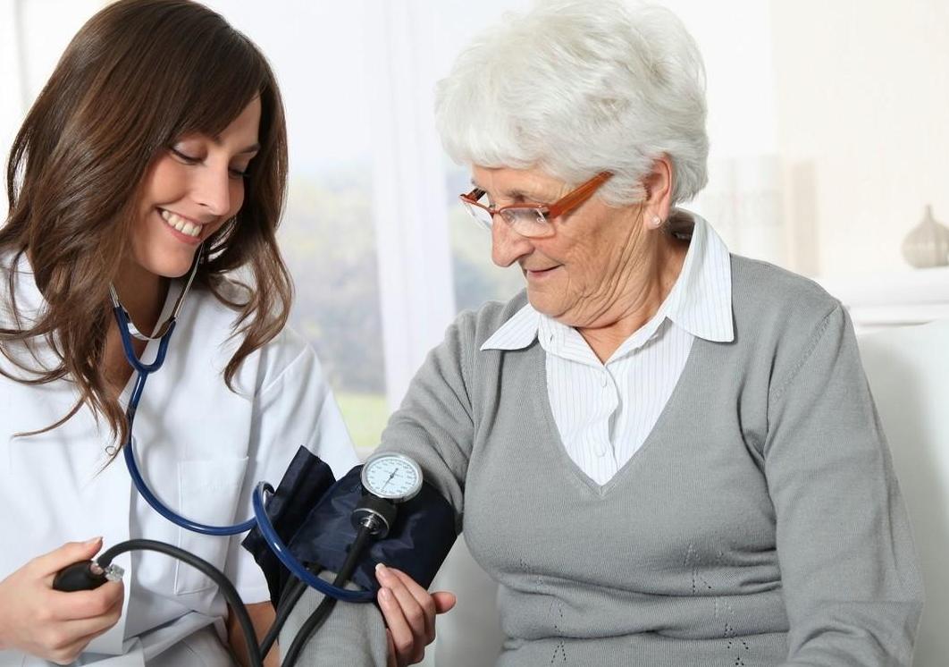 老年人怎么过生活才有意义,老年人要怎样才能过好晚年生活