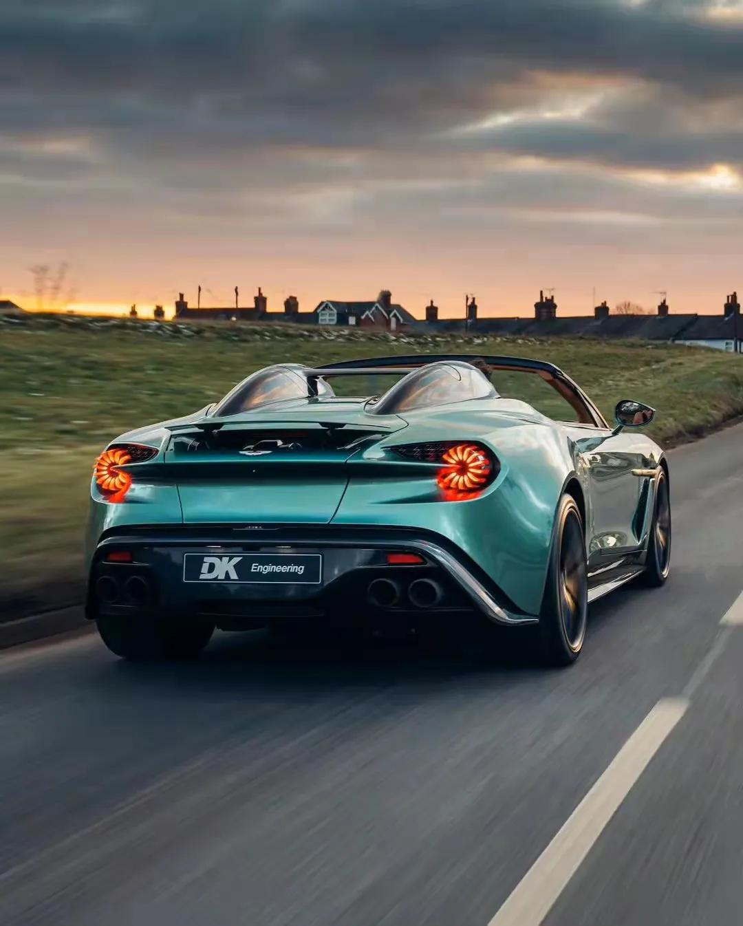 阿斯顿马丁售价30000,阿斯顿马丁全新跑车