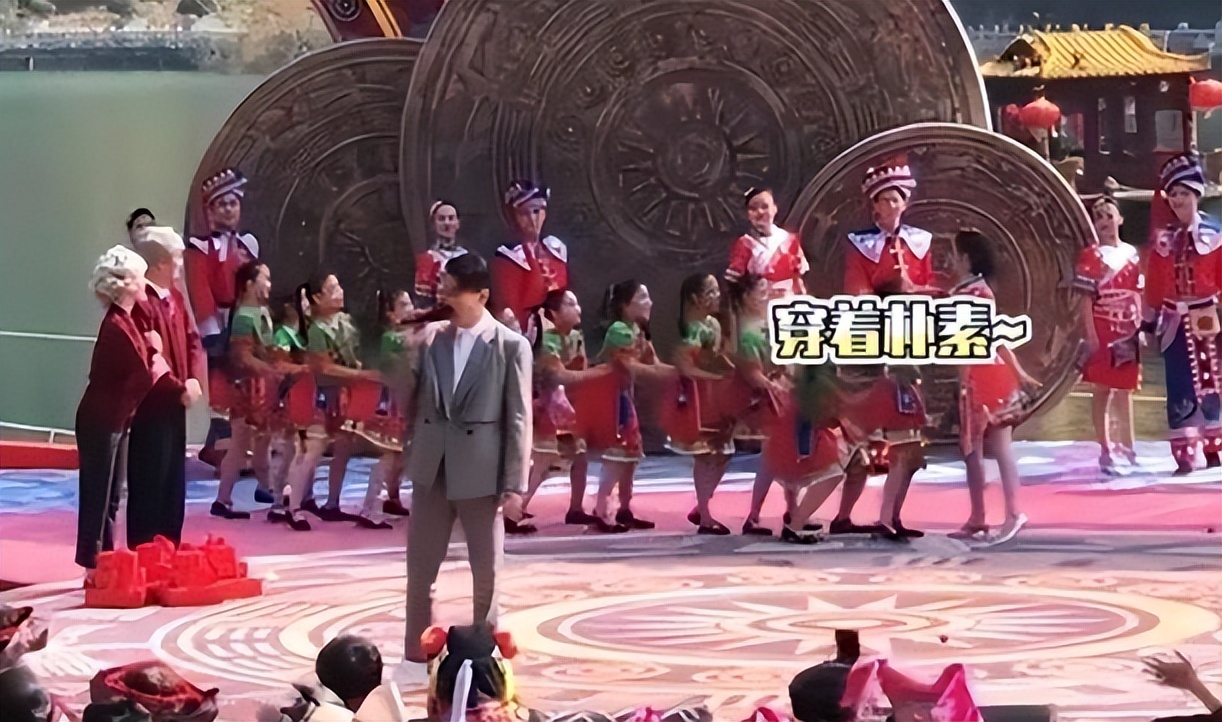 最惨前夫刘恺威：夜光剧本声名尽毁，蹭前妻热度重回内娱无人识