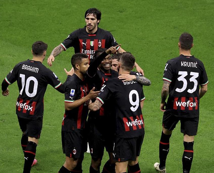 这一年的国米与罗马双线争冠,意甲第3轮桑普多利亚对罗马