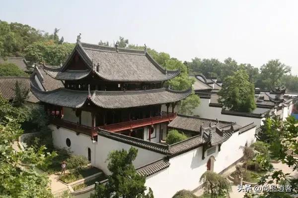 李白一生中游历了很多名山大川,李白游历过的名山大川