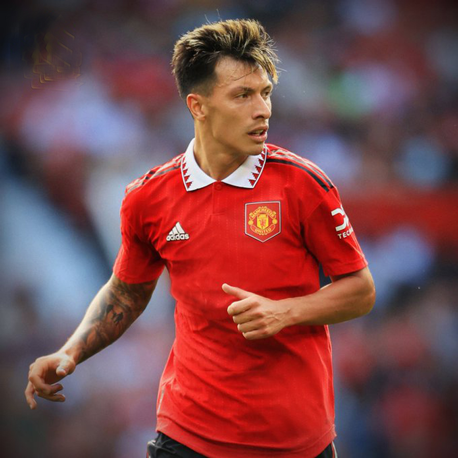 曼联官宣球衣广告提前解约!失去2.3亿赞助原因曝光,格雷泽回应