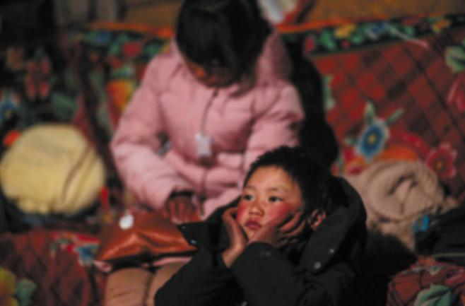 5年前的冰花男孩,4岁在雪地跑的小孩十年后咋样了