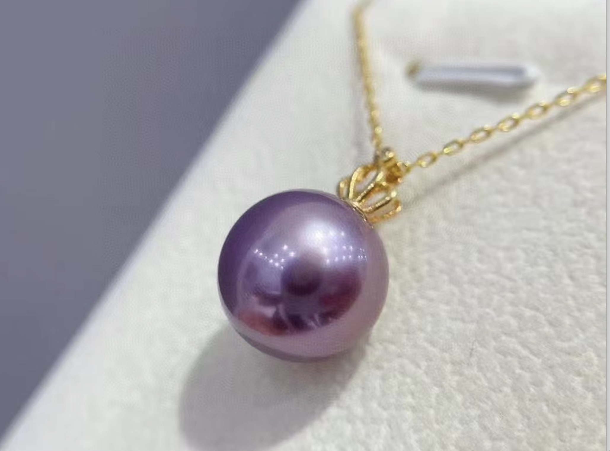 珍珠适合日常戴吗 (珍珠适合哪个年纪戴)