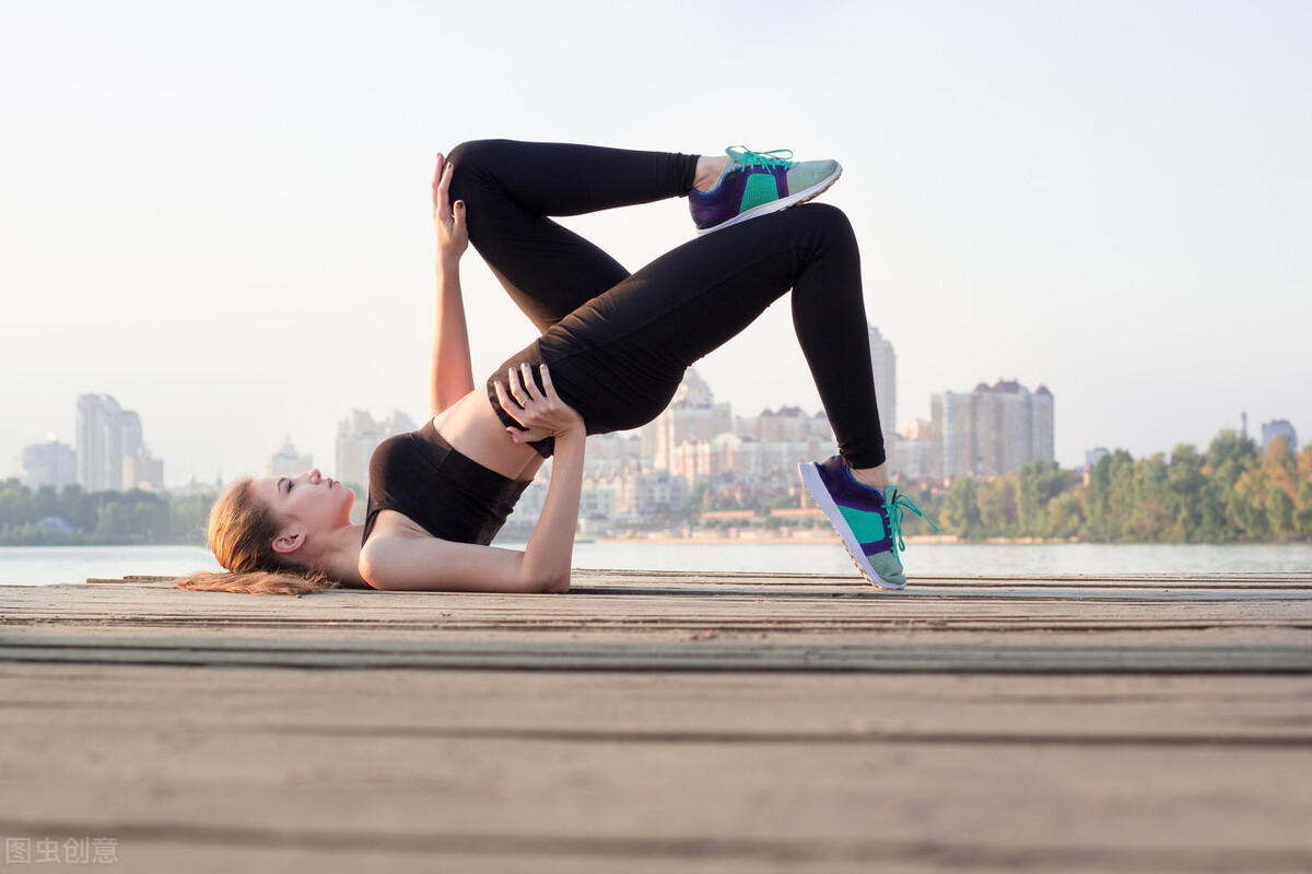 假胯宽骨头突出,假胯宽是骨头突出还是肉突出