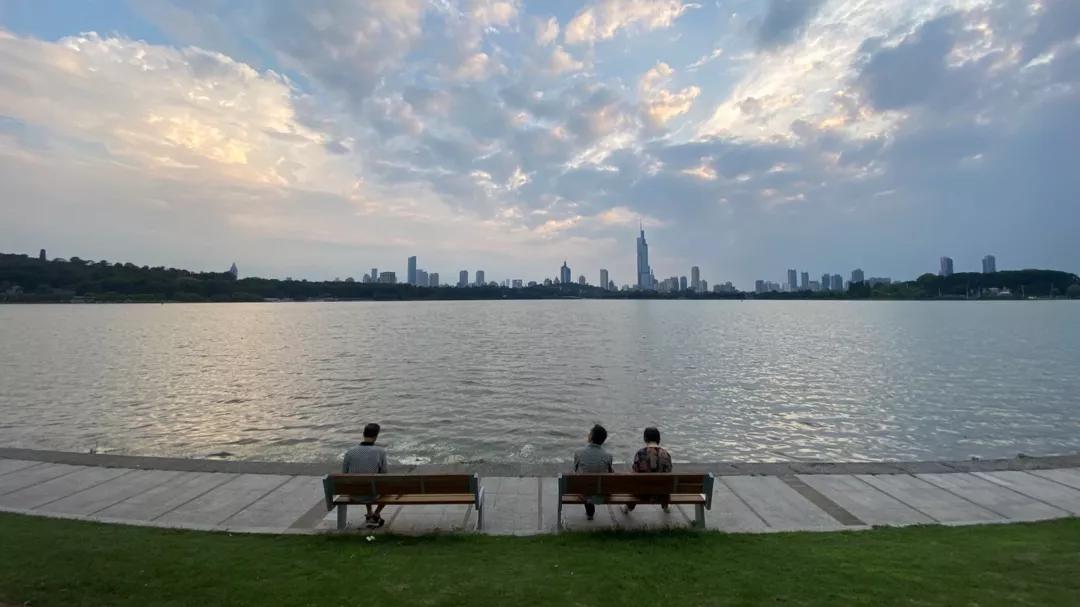 古诗中的南京美景,唐诗三百首关于南京