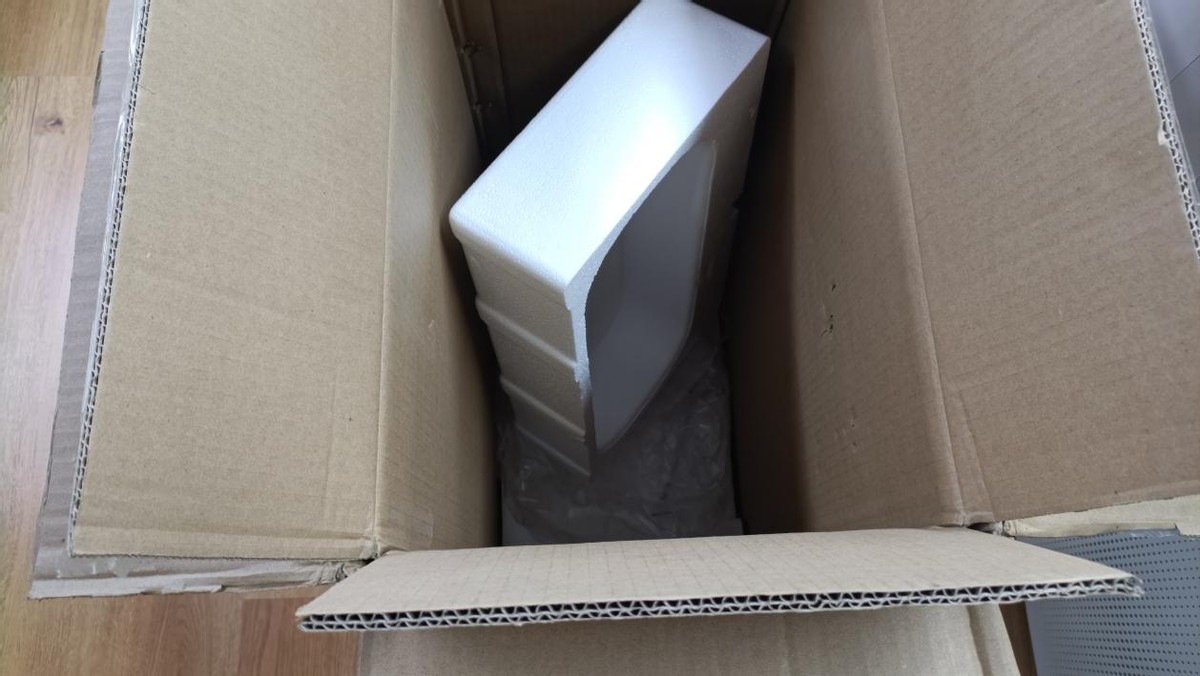 新颐小白空气净化器酸臭味,新颐小白和舒乐氏空气净化器对比