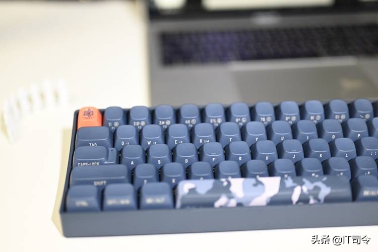 洛斐小翘键盘值不值得购买,lofree洛斐小翘暗夜蓝键盘测评