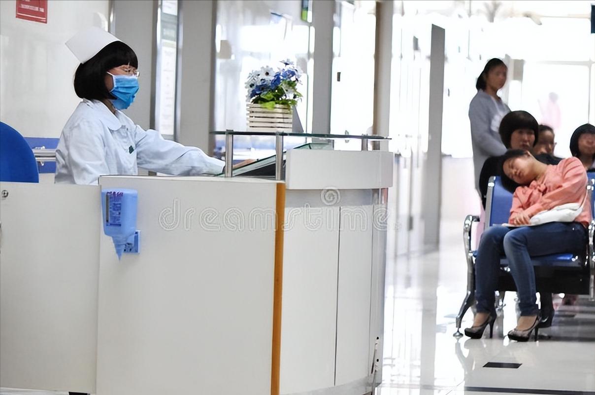 孕妈妈什么情况去医院待产才合适？别大意，准爸妈要了解临产征兆