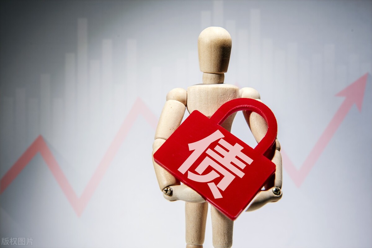 欠钱不还是该报警还是直接起诉,欠钱不还起诉需要报警吗