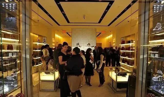 2千块做一个月小本生意,每天能挣500元的小本生意