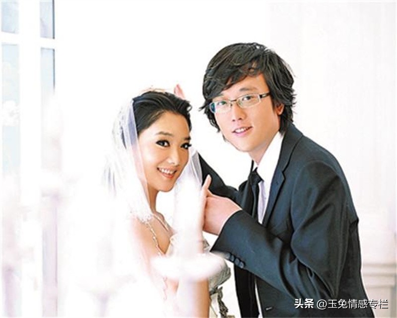 曾毅谈玲花结婚自己挺伤感,曾毅结婚玲花全程陪同