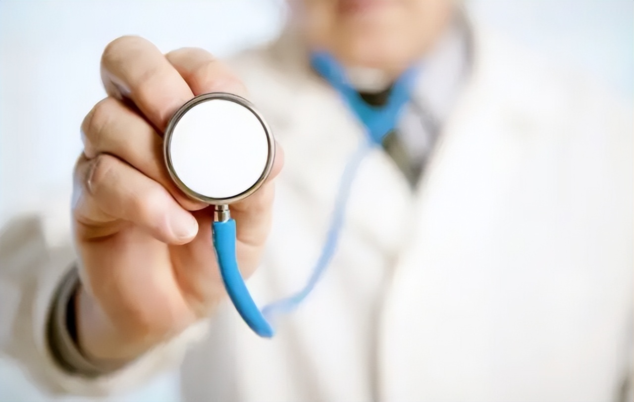 老年人关节补充氨糖,中老年人关节痛吃氨糖有副作用吗