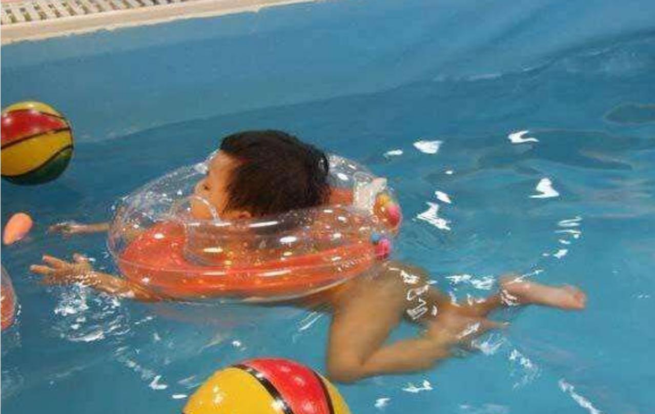 10年前被父母逼迫雪地奔跑,10年前被爸爸逼的雪地里跑步