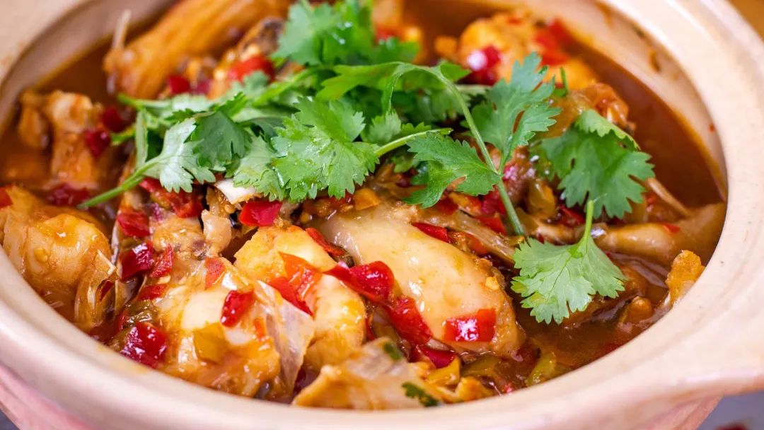 鱼头这样做超好吃,大厨教你这样做鱼头麻辣鲜香