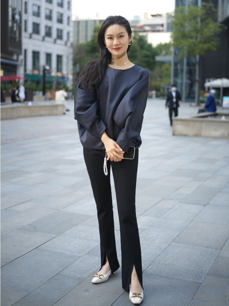 裤子穿紧点好还是松点好,裤子是穿紧的还是松的