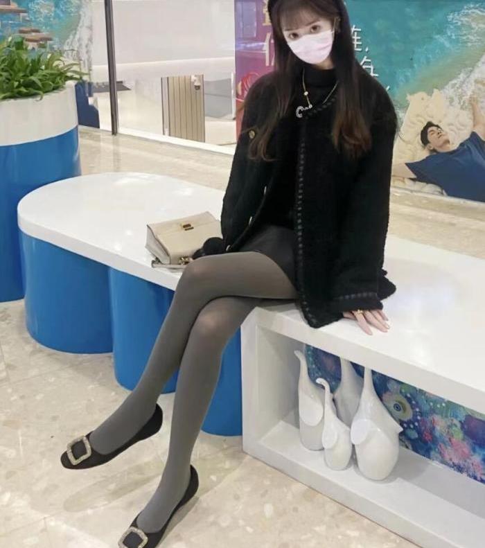 黑色和哪三种颜色搭配好看,黑色搭配这5个颜色好看有高级感