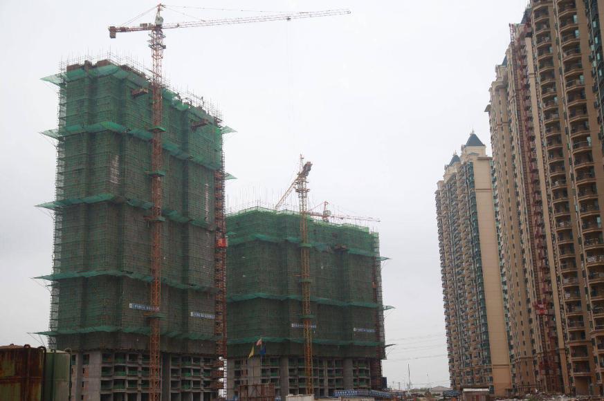 买26层期房，开发商烂尾盖24层，房没了钱还不退，损失谁来承担？