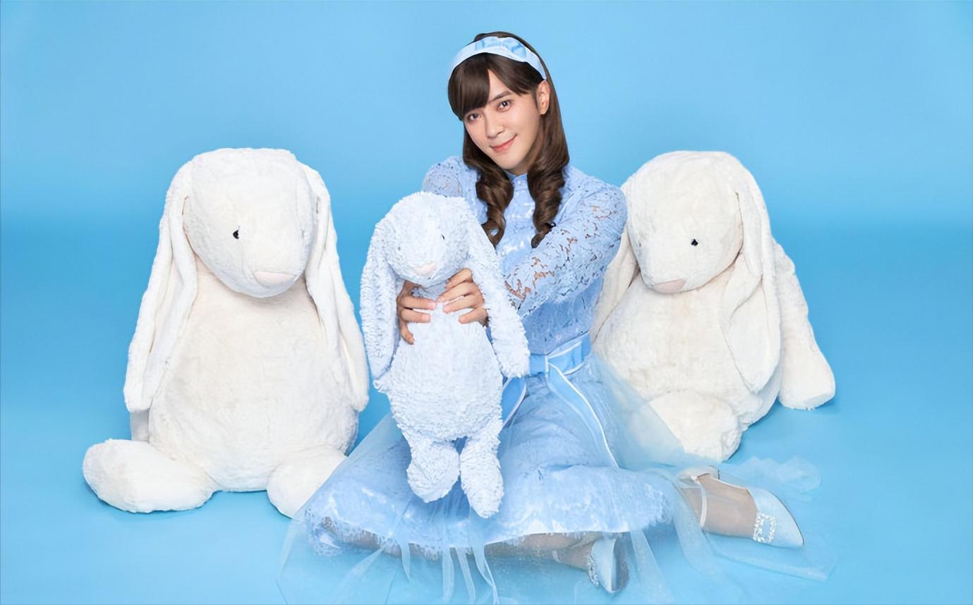 罗志祥朱碧石泰国街上跳舞,罗志祥扮朱碧石去泰国商演