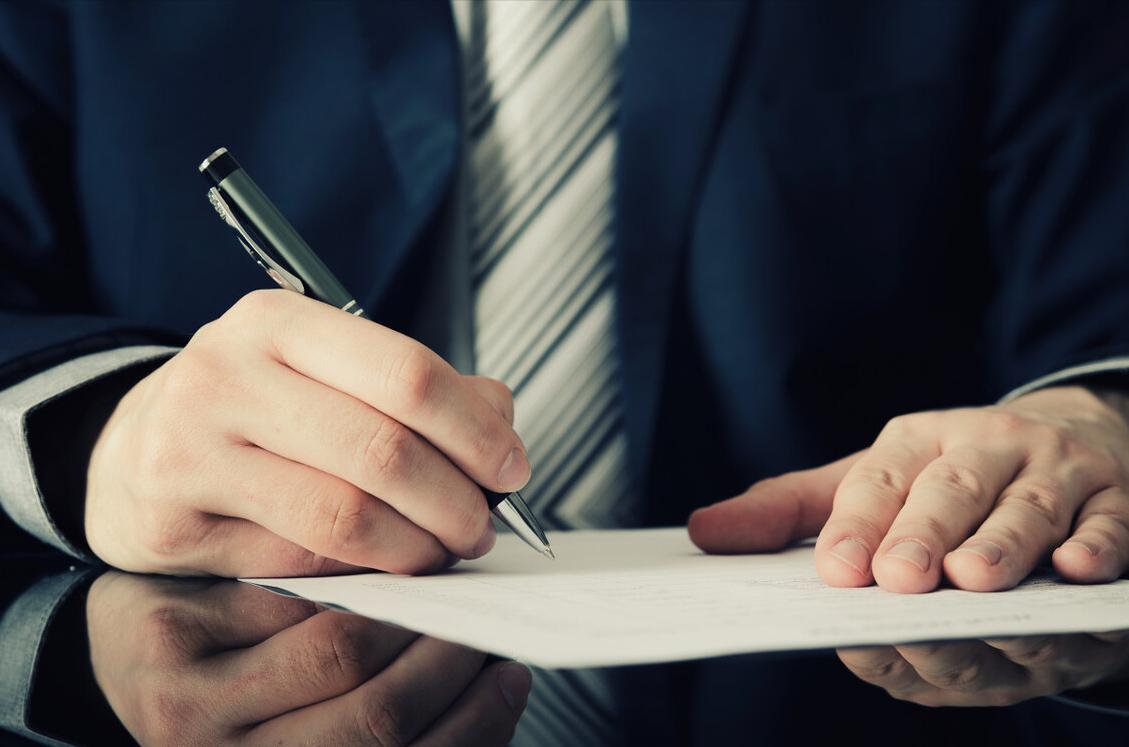 装修公司不履行合同如何解除合同,合同签订后对方不付租房款怎么办