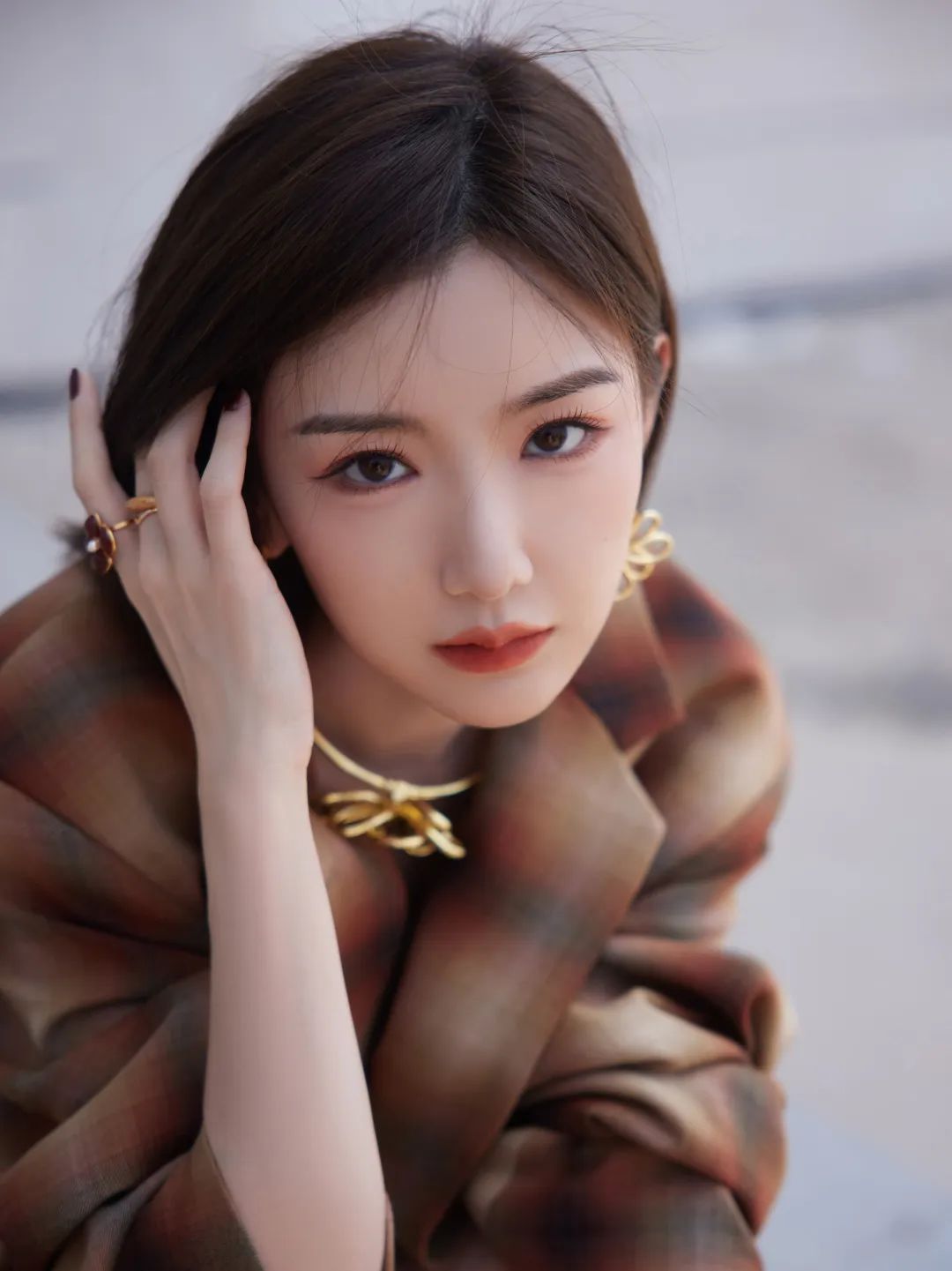 初秋氛围感枫糖棕色系妆容,秋冬焦糖暖栗妆