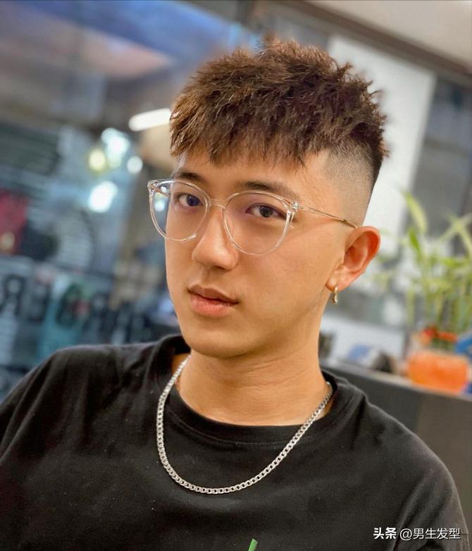 寸头发型男生怎么剪,2021男生最耐看的寸头发型