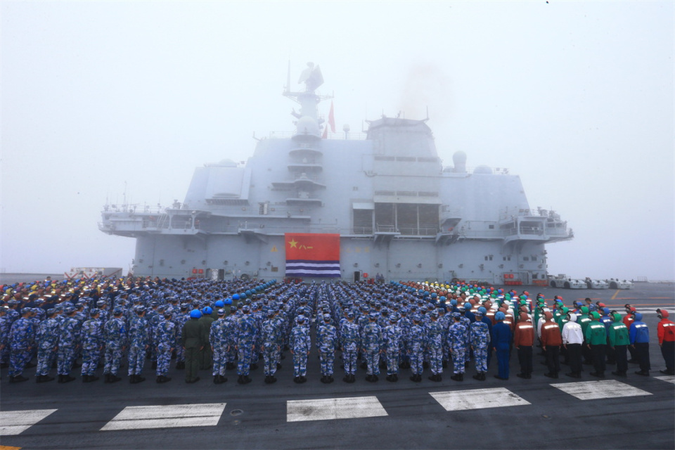 阅舰式航母,阅舰式能现场看吗