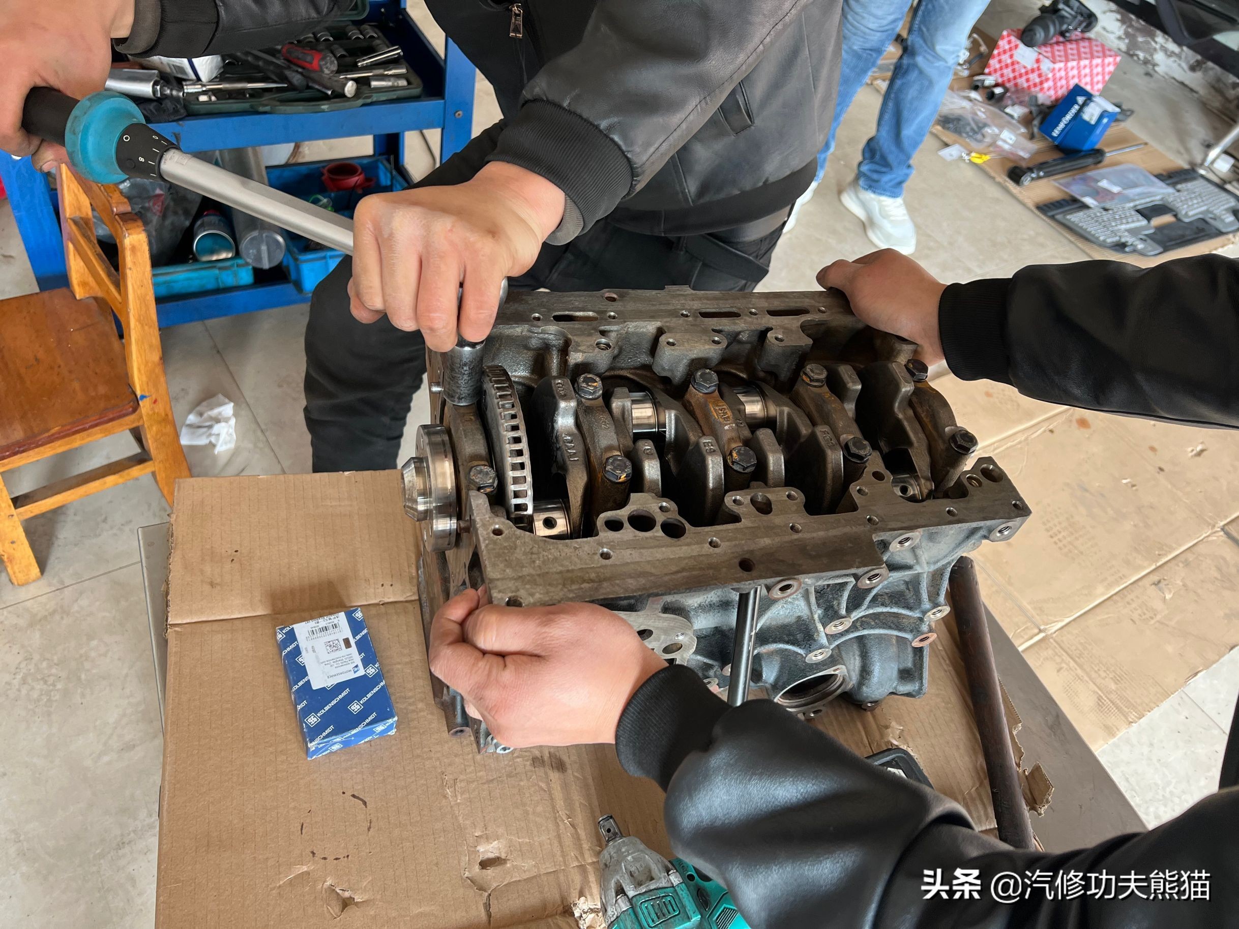 奥迪大众保时捷烧机油专修,2.0t奥迪a6烧机油吗