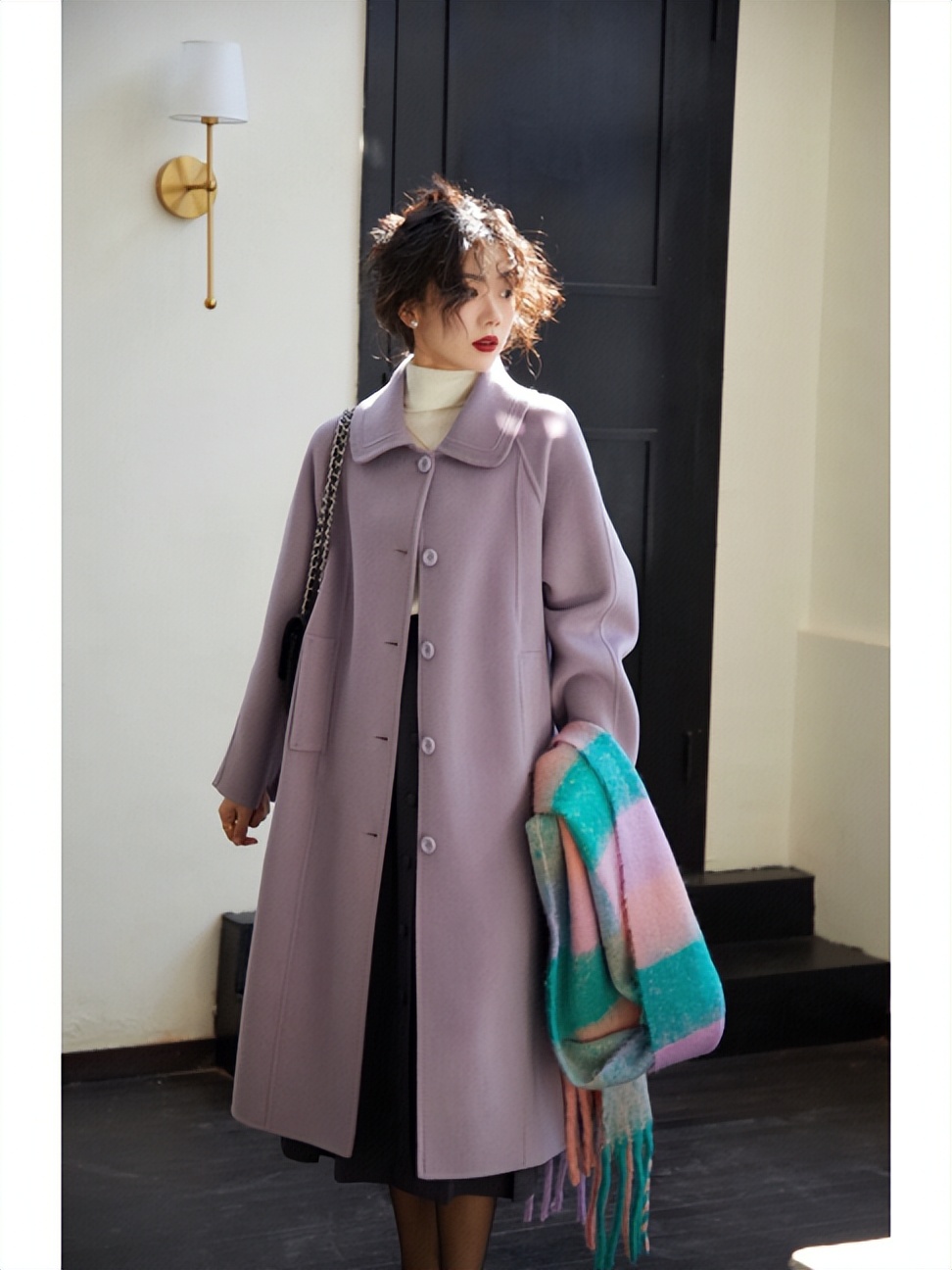 冬天穿大衣配什么耳饰,冬季穿大衣戴哪款耳环显气质