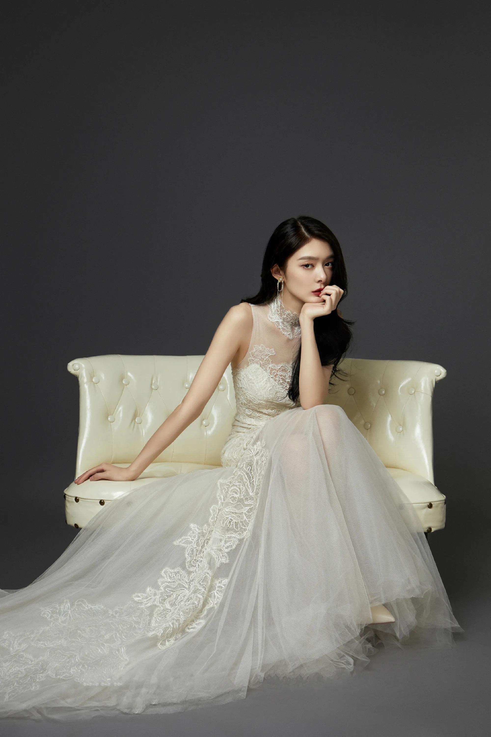 试问女生们，你们哪个能躲得了“婚纱的诱惑”呢？