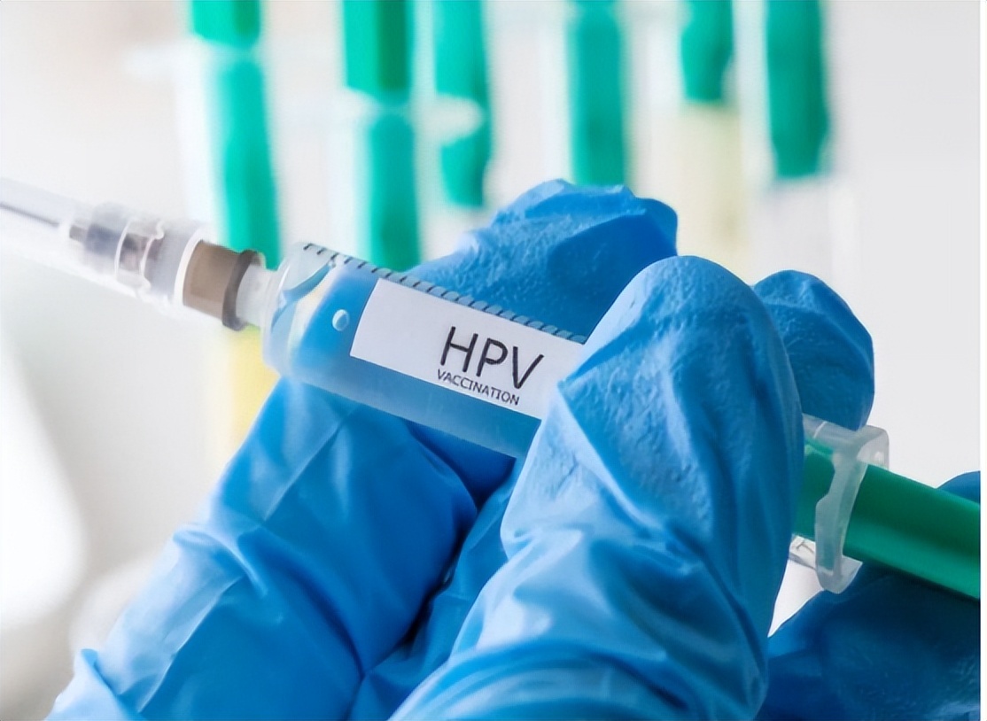 男女都正常怎么会感染hpv,hpv男女谁传染的机会大些
