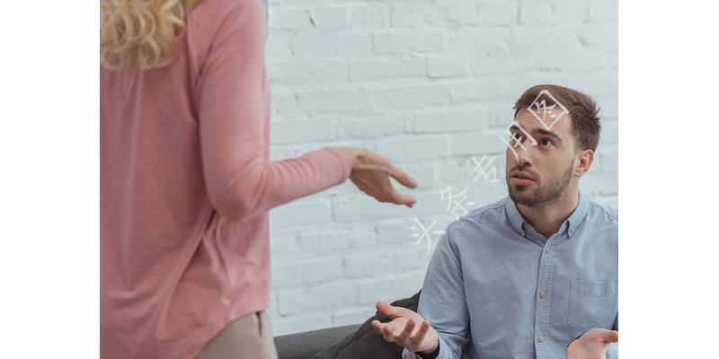 分家时大伯把烂滩地全给我爸,如今这里建高速,大伯肠子都悔青了