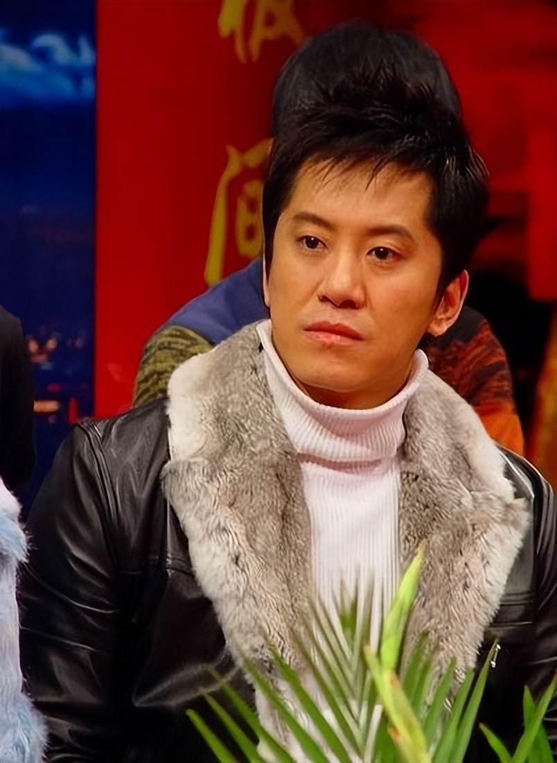 8次上春晚54岁入狱,他8次上春晚后被捕入狱