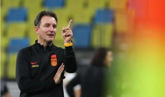 国足惊天逆转,国足输球再起风云