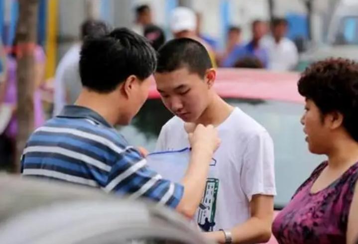 专科就业前景好最吃香的专业,研究生就业十大吃香专业