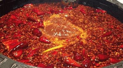 生活还是得靠美食来调节一下情绪,生活不仅要吃甜头还要吃肉下一句